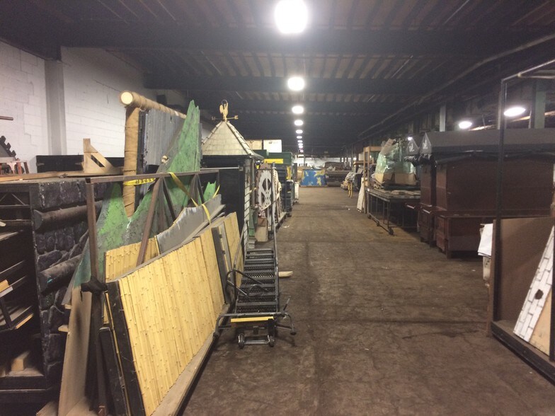 More Photos Of 112 Forge Hill Rd, New Windsor Township Warehouse For Lease