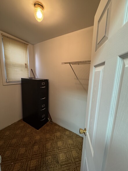 More Photos Of 178-22 Jamaica Ave, Jamaica Storefront Retail Residential For Lease