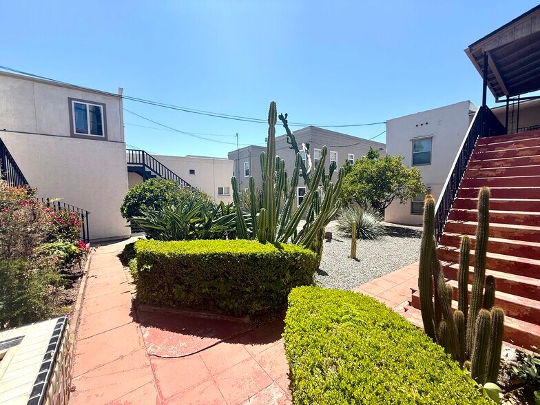 More Photos Of 3501 Park Blvd, San Diego Apartments For Sale