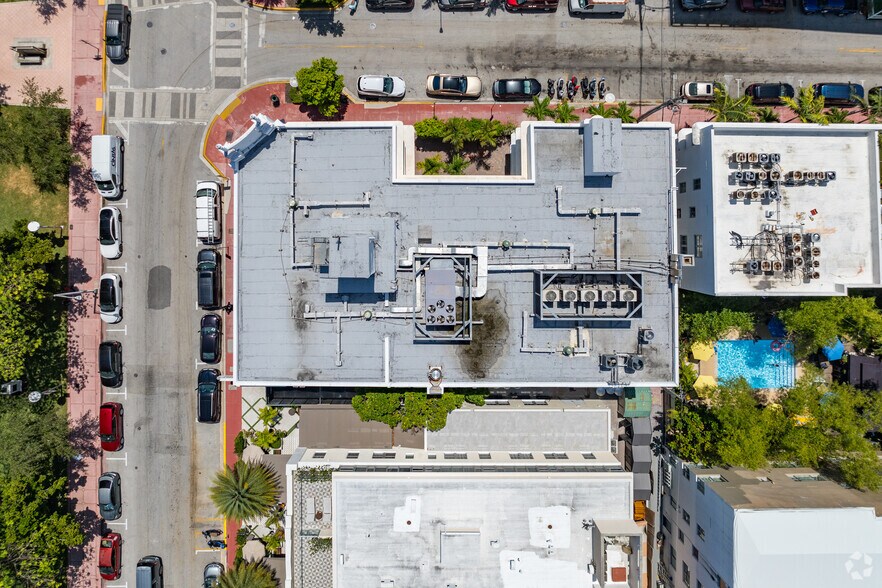 More Photos Of 300 21st St, Miami Beach Hospitality For Sale