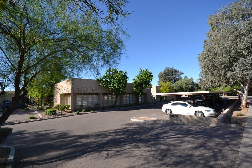 More Photos Of 8075 E Morgan Trl, Scottsdale Medical For Lease
