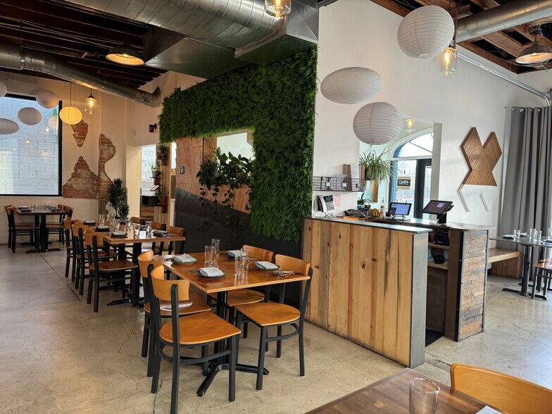 More Photos Of 1017 S Main St, Salt Lake City Auto Repair For Lease