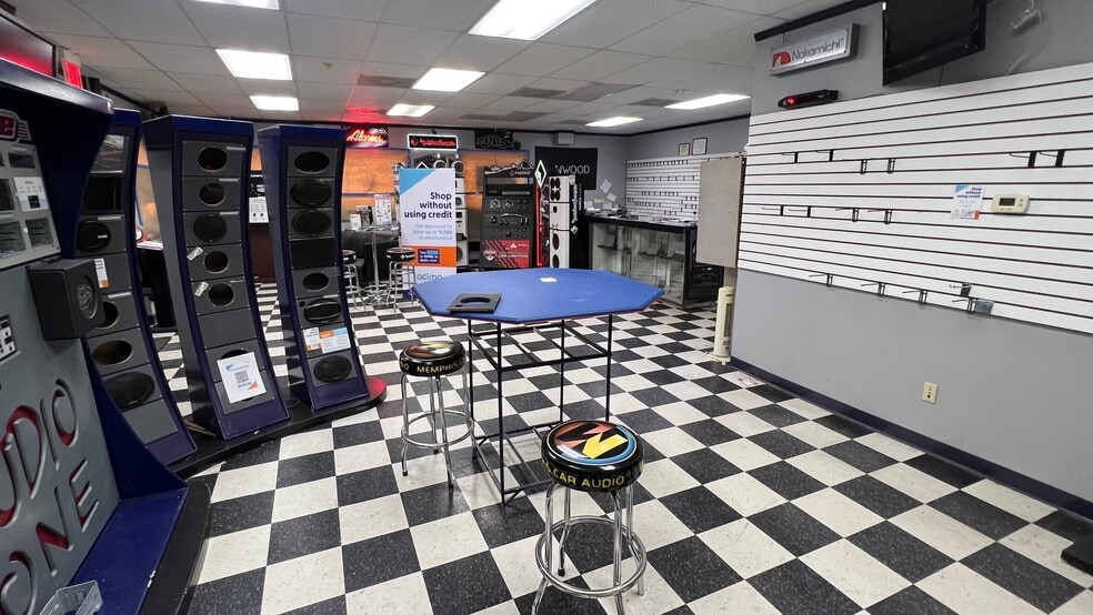 More Photos Of 894 E Little Creek Rd, Norfolk Auto Repair For Sale