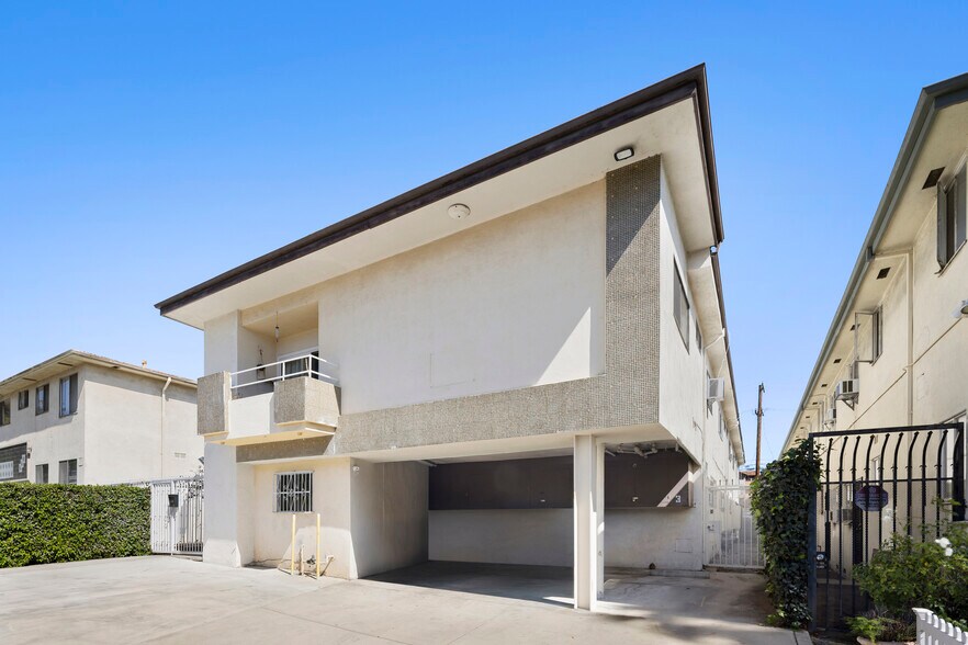 More Photos Of 1336 N Citrus Ave, Los Angeles Apartments For Sale