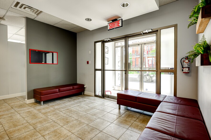 More Photos Of 1449-1463 Rue Du Collège, Montréal Apartments For Lease