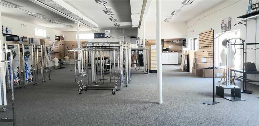 More Photos Of 1710 MacArthur Rd, Whitehall Storefront Retail Office For Lease