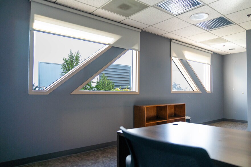 More Photos Of 7800 Beverly Blvd, Los Angeles Movie Radio TVStudio For Lease