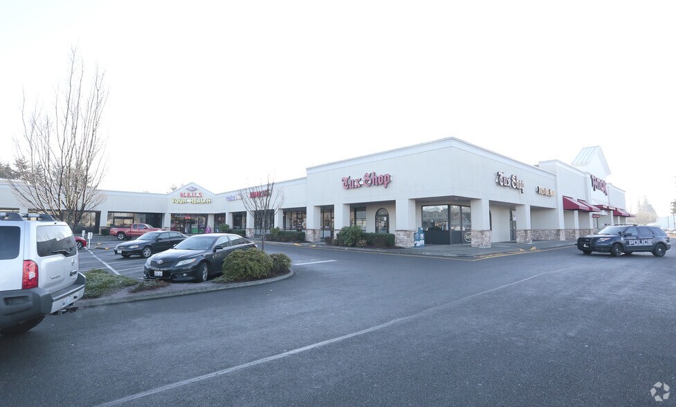 More Photos Of 3705-3831 S Meridian, Puyallup Unknown For Lease