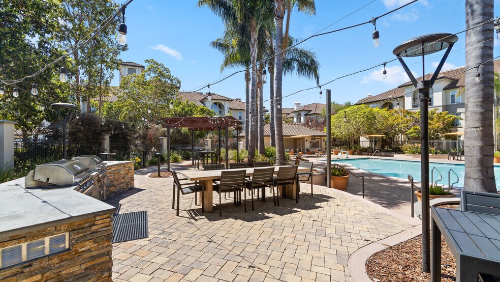 More Photos Of 1001-1101 Park Pl, San Mateo Apartments For Lease