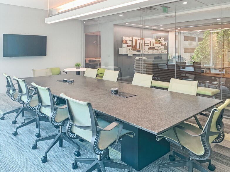 More Photos Of 320 Seven Springs Way, Brentwood Coworking Space