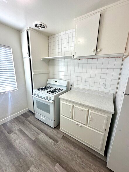 More Photos Of 6400 Camellia Ave, North Hollywood Apartments For Sale