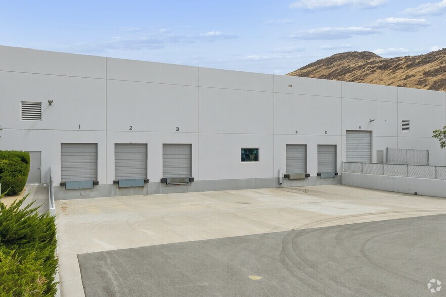 More Photos Of 8770 Technology Way, Reno Distribution For Lease