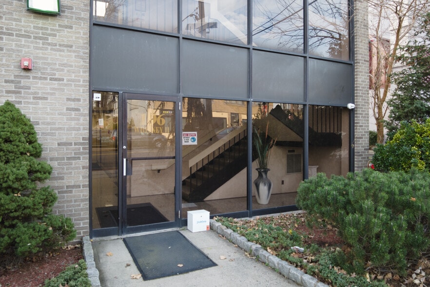 More Photos Of 196 Paterson Ave, East Rutherford Unknown For Lease