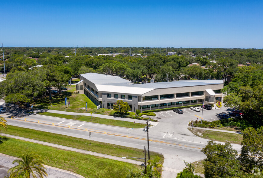 Primary Photo Of 2240 Belleair Rd, Clearwater Office For Lease