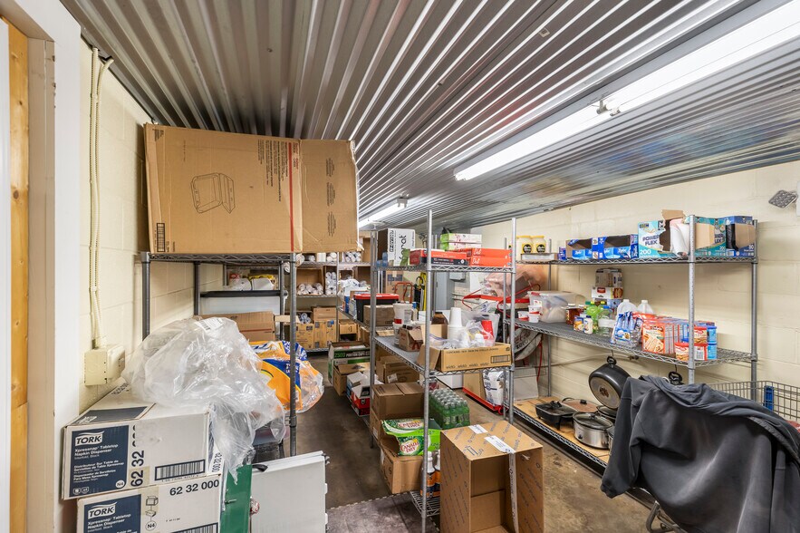 More Photos Of 1008 N Main St, China Grove Warehouse For Sale