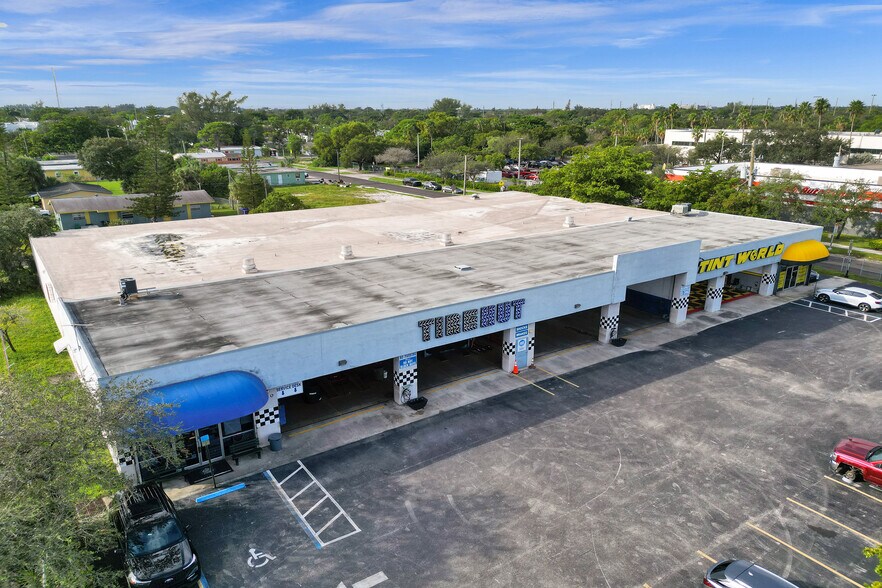 More Photos Of 1260 W Sunrise Blvd, Fort Lauderdale Freestanding For Sale