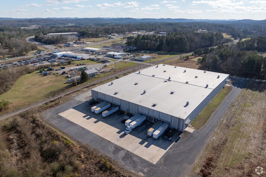 More Photos Of 110 W McCarter Rd, LaFayette Warehouse For Lease