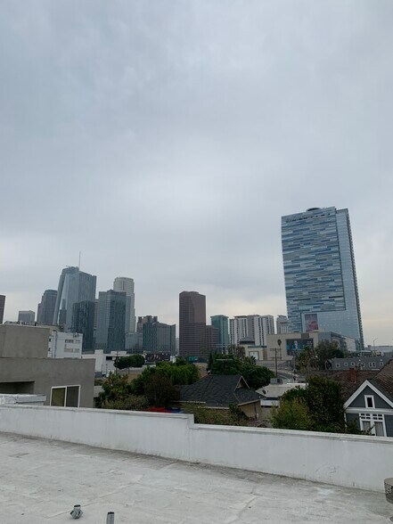 More Photos Of 1409 W 11th St, Los Angeles Storefront Retail Office For Sale