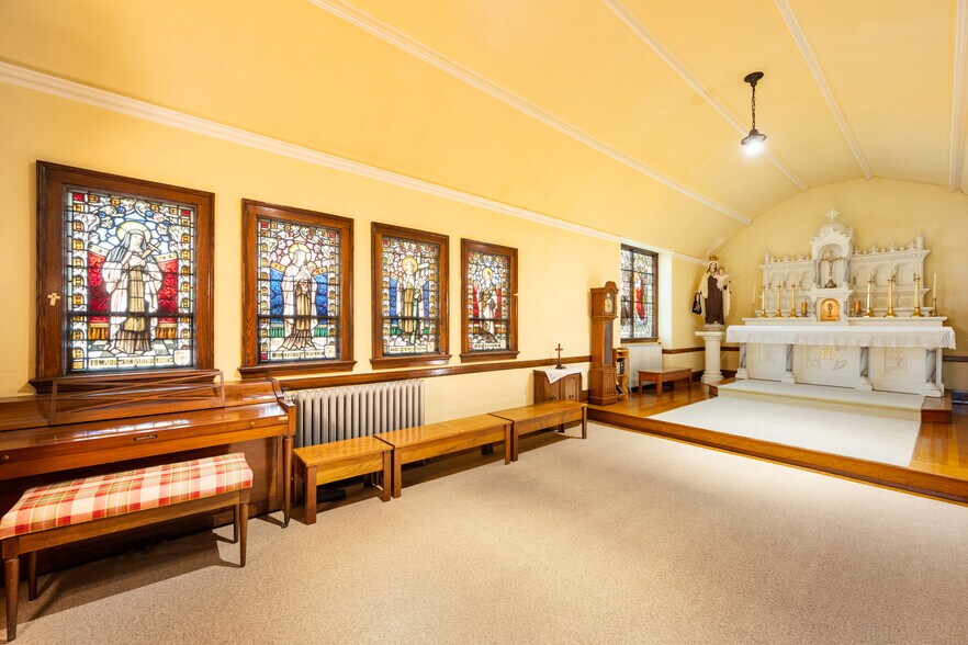 More Photos Of 94 Shoshone st, Buffalo Religious Facility For Sale