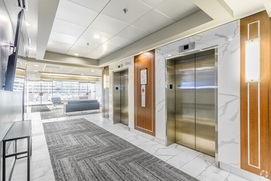 More Photos Of 26211 Central Park Blvd, Southfield Office For Lease