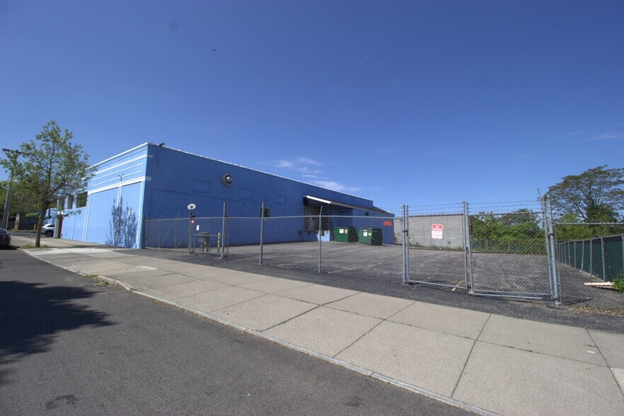 More Photos Of 235-257 Ormond St, Rochester Manufacturing For Sale
