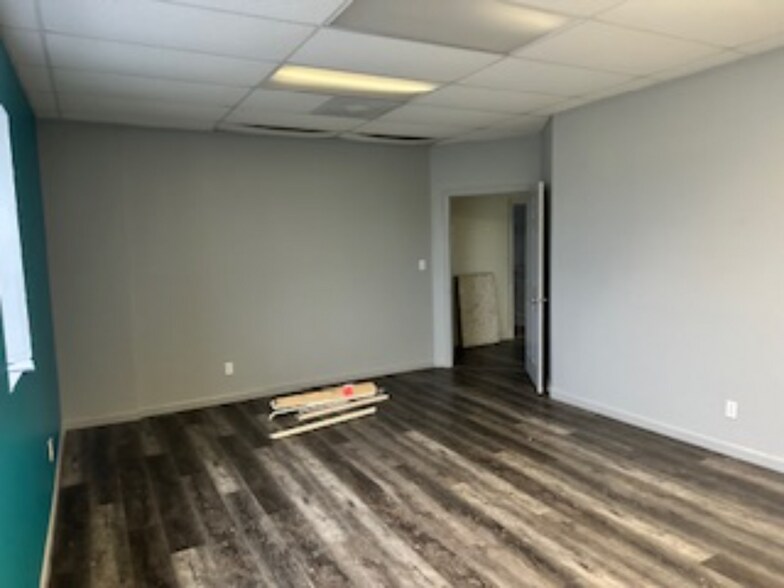 More Photos Of 12400 Front Beach Rd, Panama City Beach Light Distribution For Lease