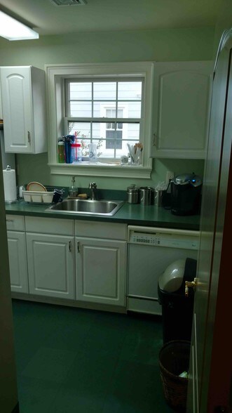 More Photos Of 104 Smith Ave, Mount Kisco Office For Lease