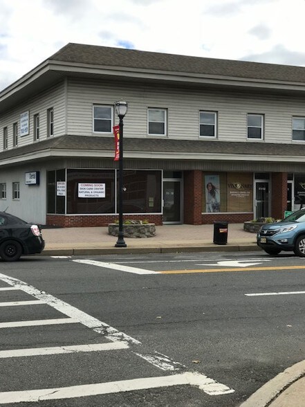 Primary Photo Of 11-15 River Rd, Fair Lawn Medical For Lease