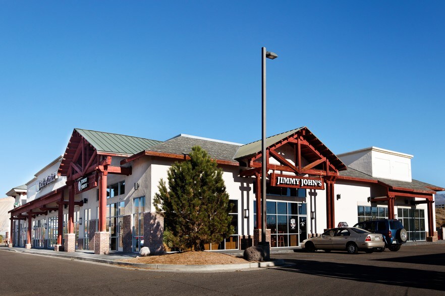 More Photos Of 3203 I-70 Business Loop, Clifton Freestanding For Sale