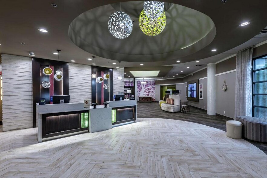 More Photos Of 5790 University Pky, Winston-Salem Hotel For Sale