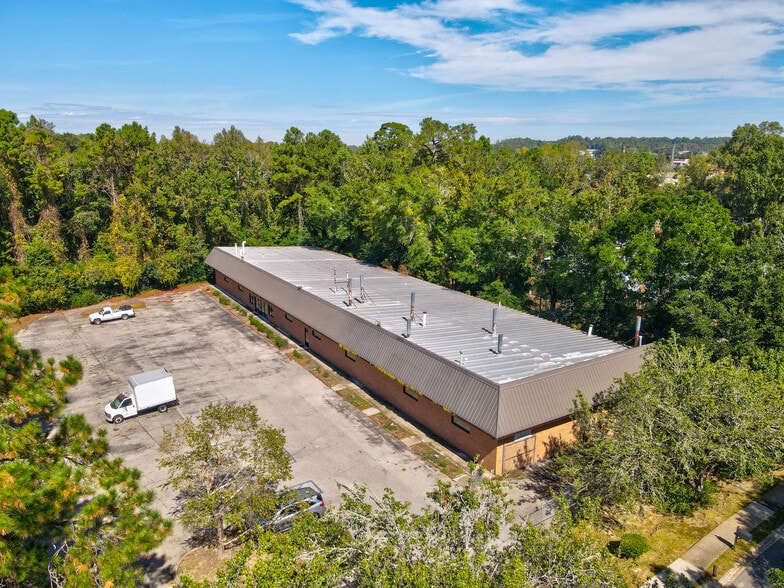 More Photos Of 2846 Industrial Plaza Dr, Tallahassee Research And Development For Lease