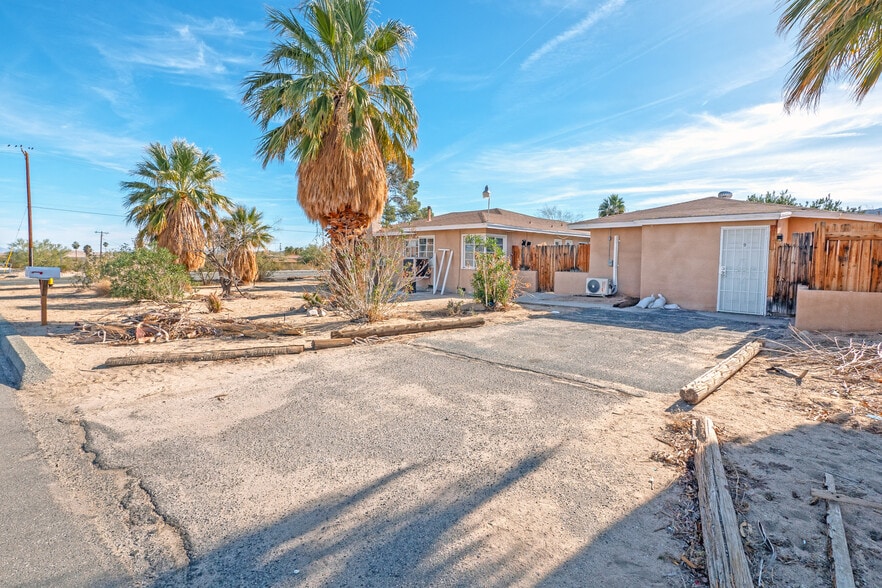 More Photos Of 6038 Bagley Ave, Twentynine Palms Apartments For Sale