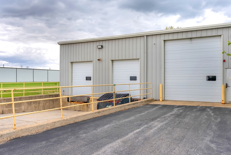 More Photos Of 197 Alder Dr, North Aurora Warehouse For Sale