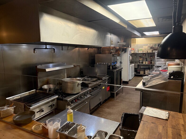 More Photos Of 1559 N Milwaukee Ave, Chicago General Retail For Lease