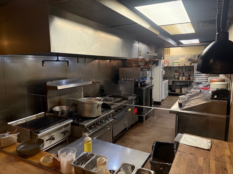 More Photos Of 1559 N Milwaukee Ave, Chicago General Retail For Lease