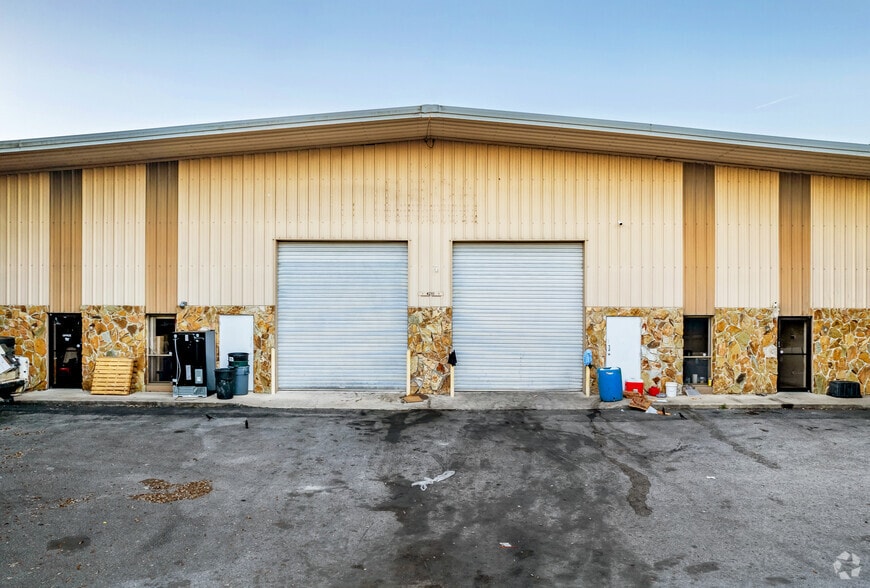 More Photos Of 4210 N 116th Ter, Clearwater Warehouse For Sale