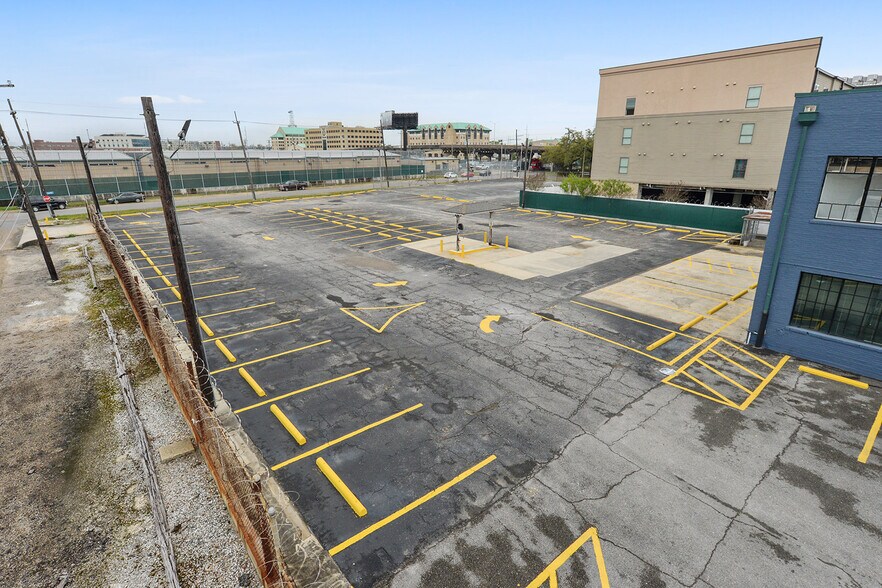 More Photos Of 3300 Gravier St, New Orleans Medical For Sale