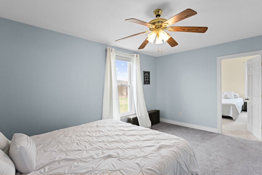 More Photos Of 211 Hanks Rd, Troy Hospitality For Sale