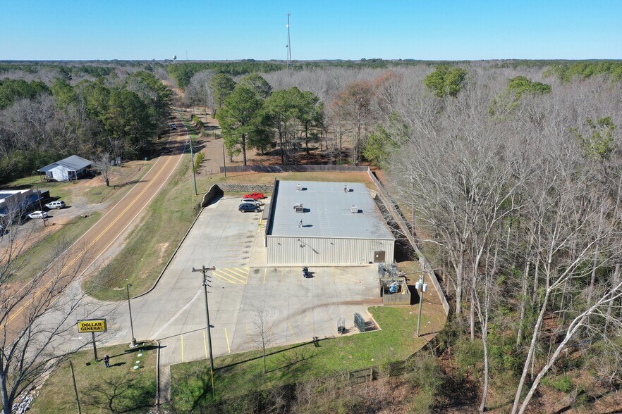 More Photos Of 3073 Highway 16 E, Carthage Convenience Store For Sale