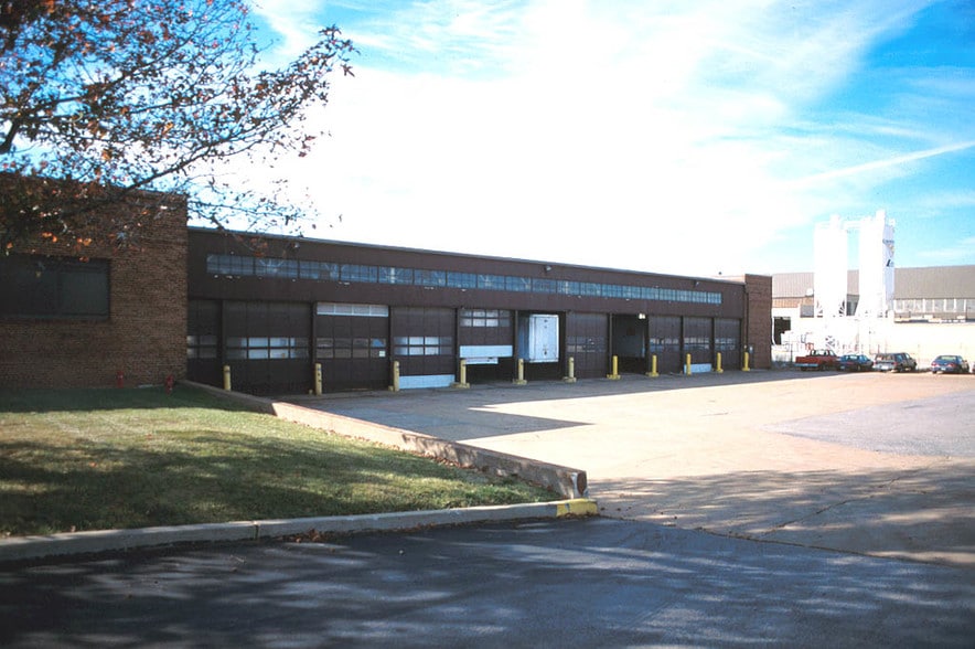 More Photos Of 5300 Bircher Blvd, Saint Louis Manufacturing For Lease