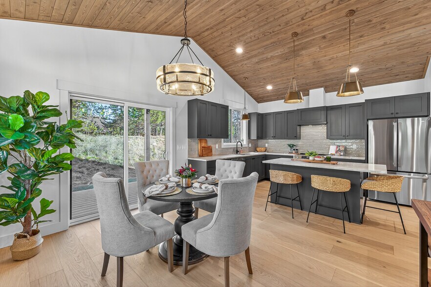 More Photos Of 101, 103, 105 Bighorn Court, Mccall Specialty For Sale