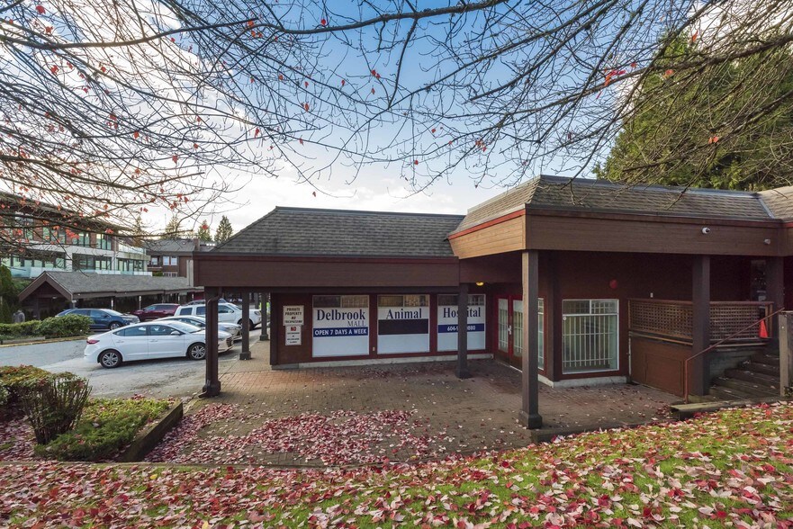 More Photos Of 3711-3763 Delbrook Ave, North Vancouver General Retail For Lease