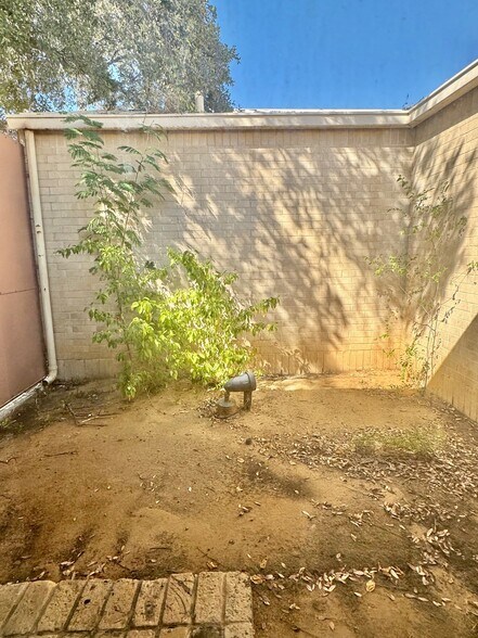 More Photos Of 801 Corpus Christi St, Laredo Medical For Sale