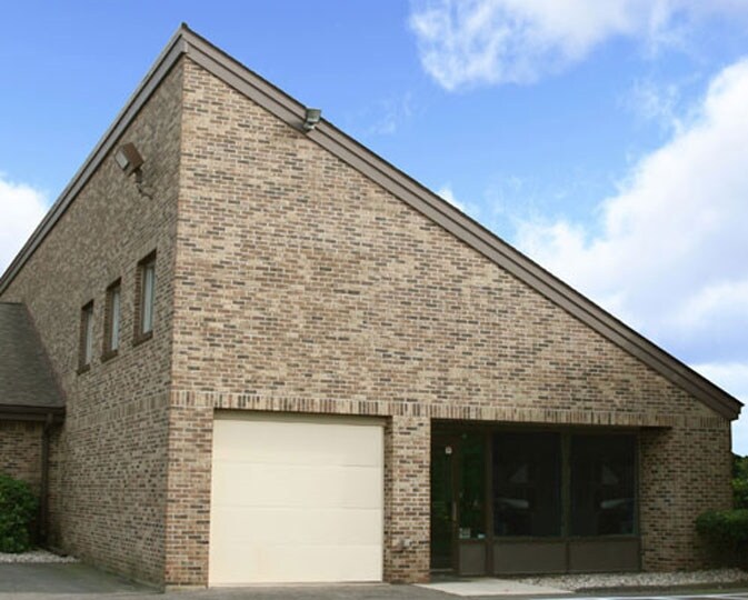 More Photos Of 400 Chapel Rd, South Windsor Light Manufacturing For Sale