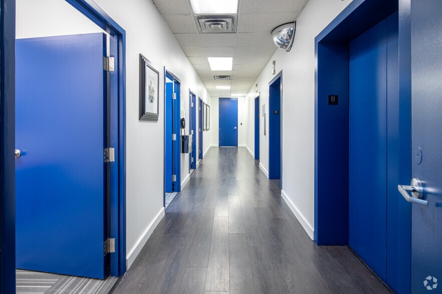 More Photos Of 120 Eglinton Ave E, Toronto Medical For Lease