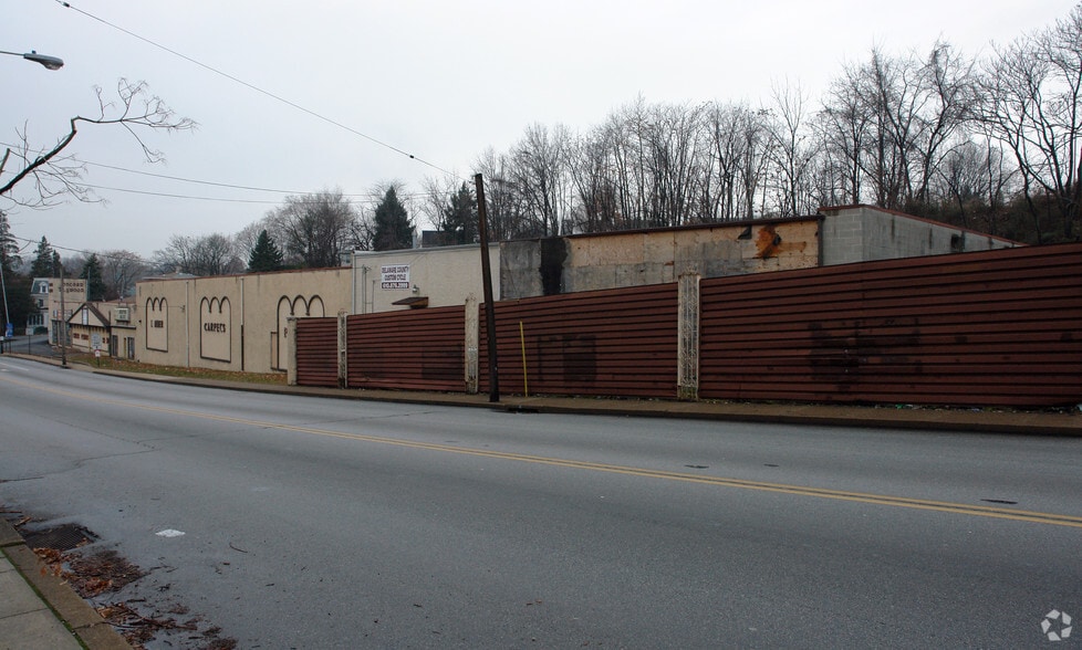 More Photos Of 801 Upland Ave, Upland General Retail For Lease