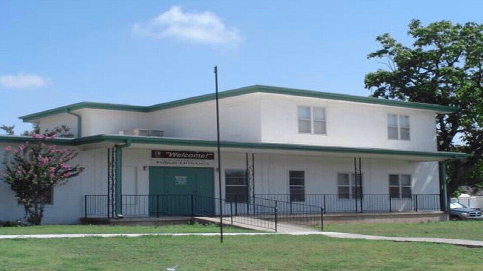 Primary Photo Of 2501 SW E Ave, Lawton Specialty For Sale