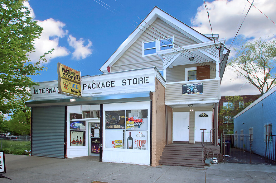 Primary Photo Of 578 Winchester Ave, New Haven Storefront Retail Residential For Sale