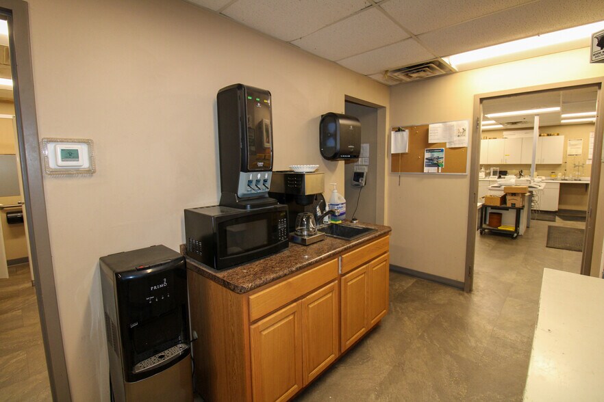 More Photos Of 6059 159th St, Galva Food Processing For Sale
