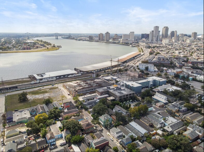 More Photos Of 2406-2408 Chartres St, New Orleans Office Residential For Lease